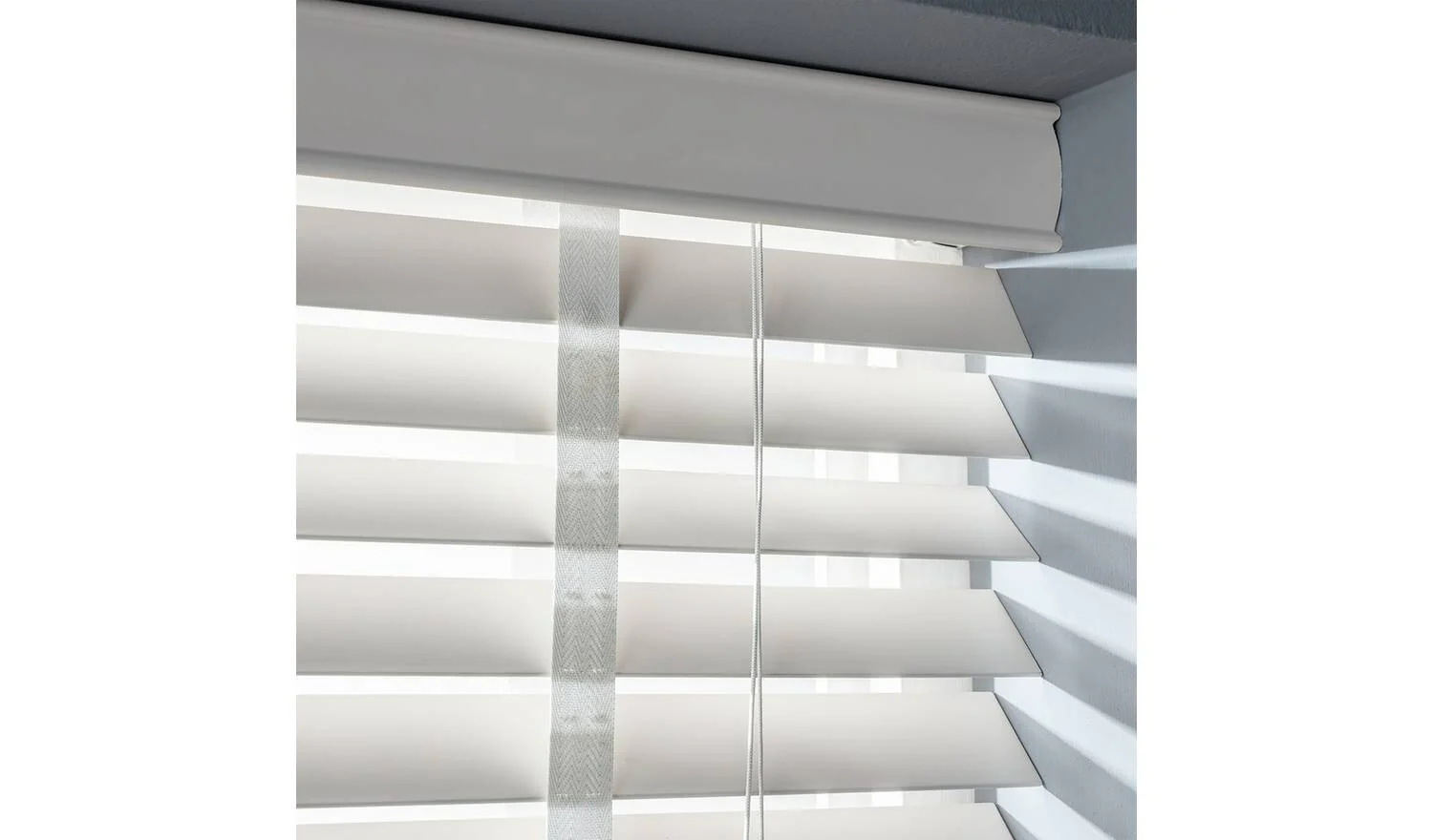 50mm Wooden White Venetian Tape Blind - 60x160cm - Image 2