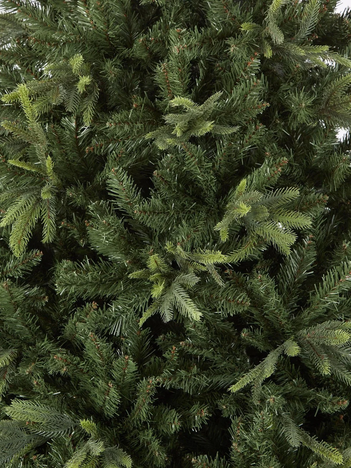 6ft Sherwood Real Look Full Christmas Tree | PE/PVC Tips | Hinged Branches - Image 3