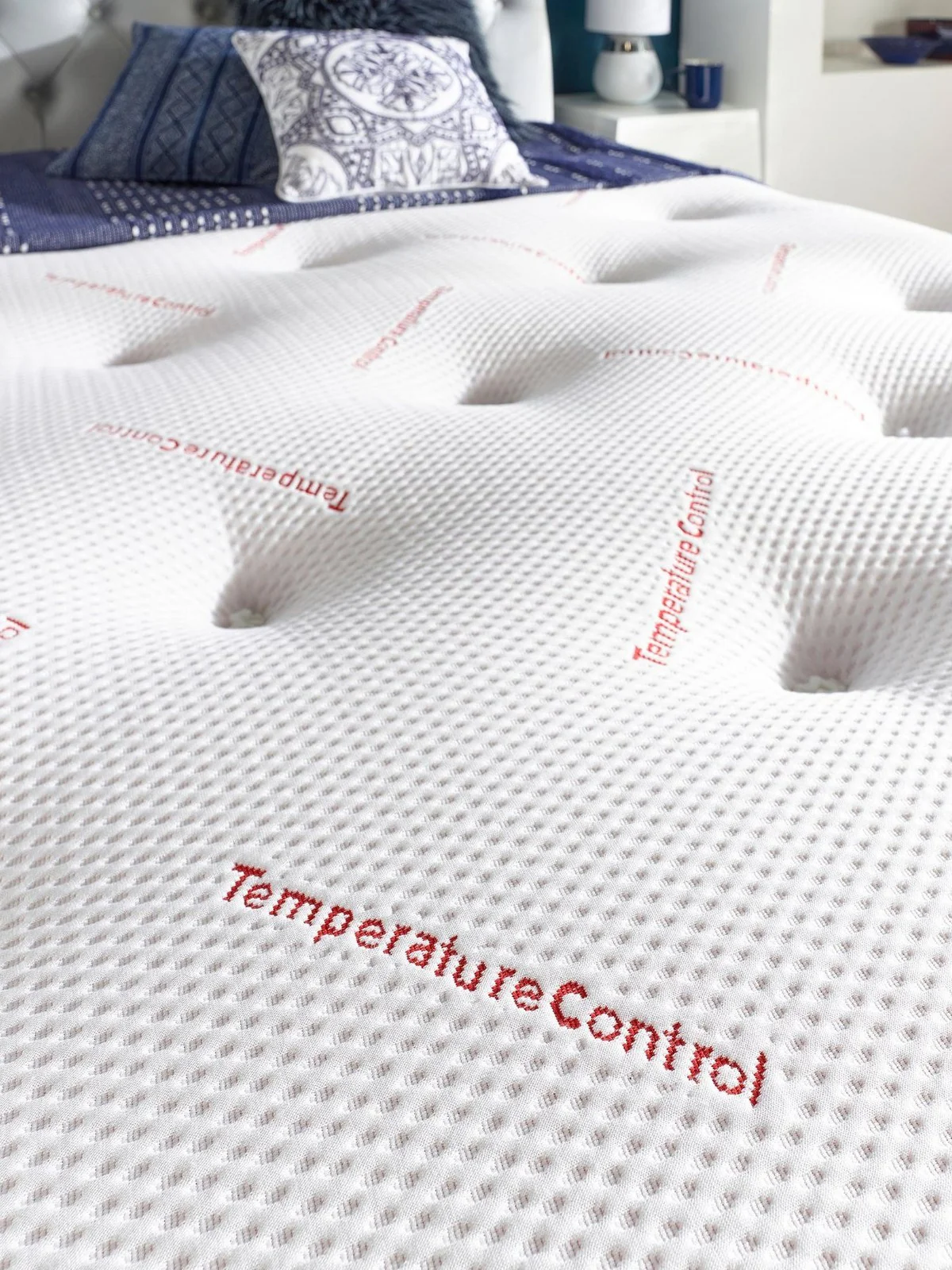 Aspire Temperature Control Mattress Kingsize 5ft Firmness: Medium - Image 4