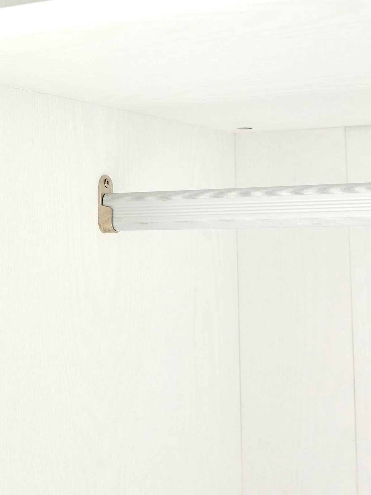 Carina 2 Door Plinth Wardrobe White | Ribbed Design | Gold Handles | Modern - Image 6
