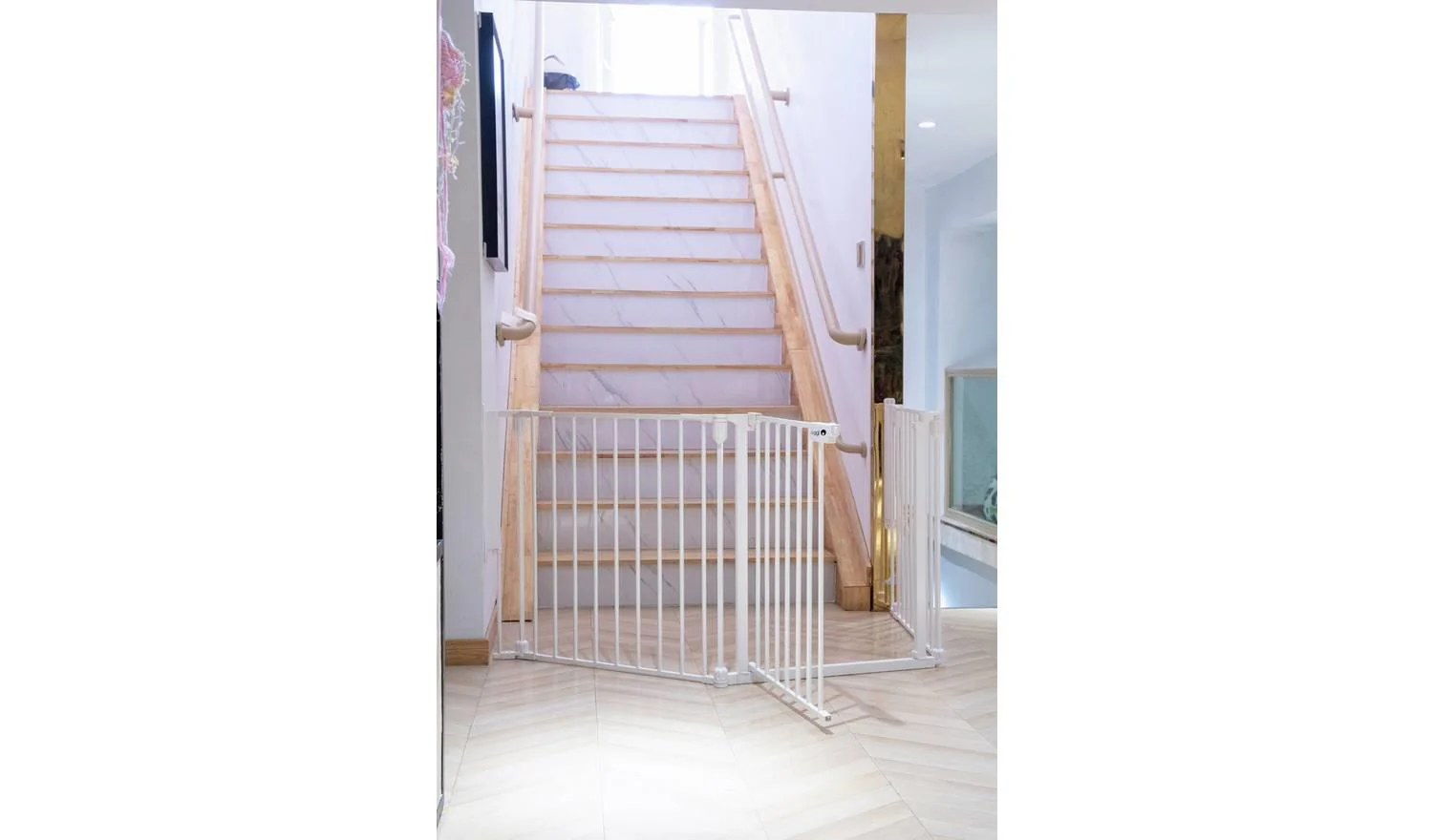 Cuggl XXL Wall Fix Room Divider Safety Gate Extra Wide 89-224cm - Image 3