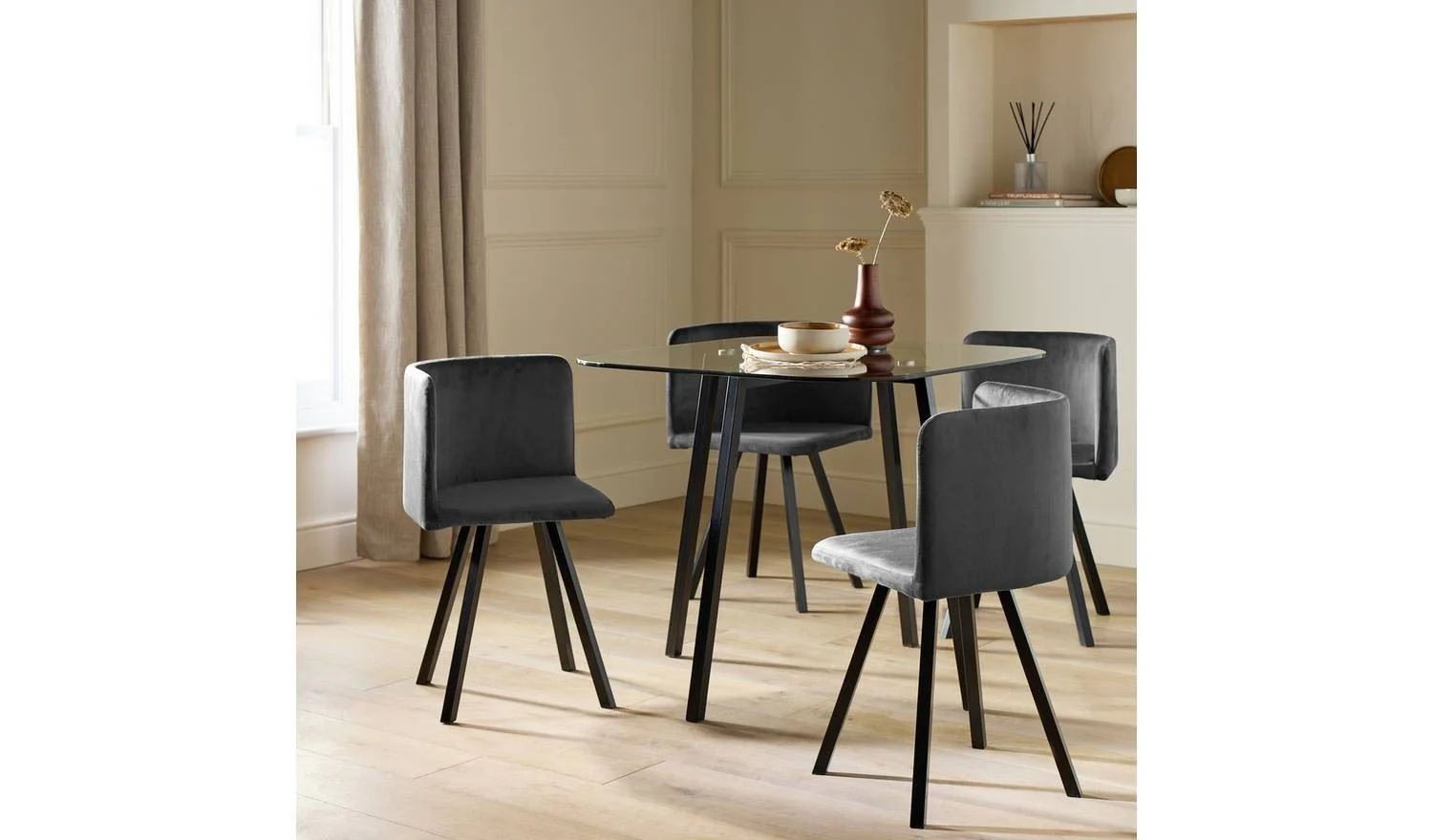 Elsie Black Dining Table & 4 Charcoal Chairs - Image 3
