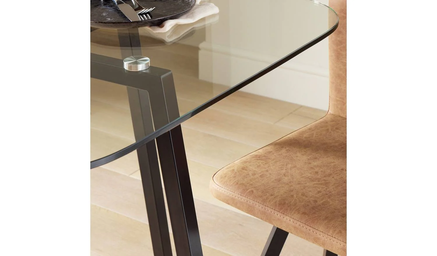Elsie Black Dining Table & 4 Tan Chairs - Image 4