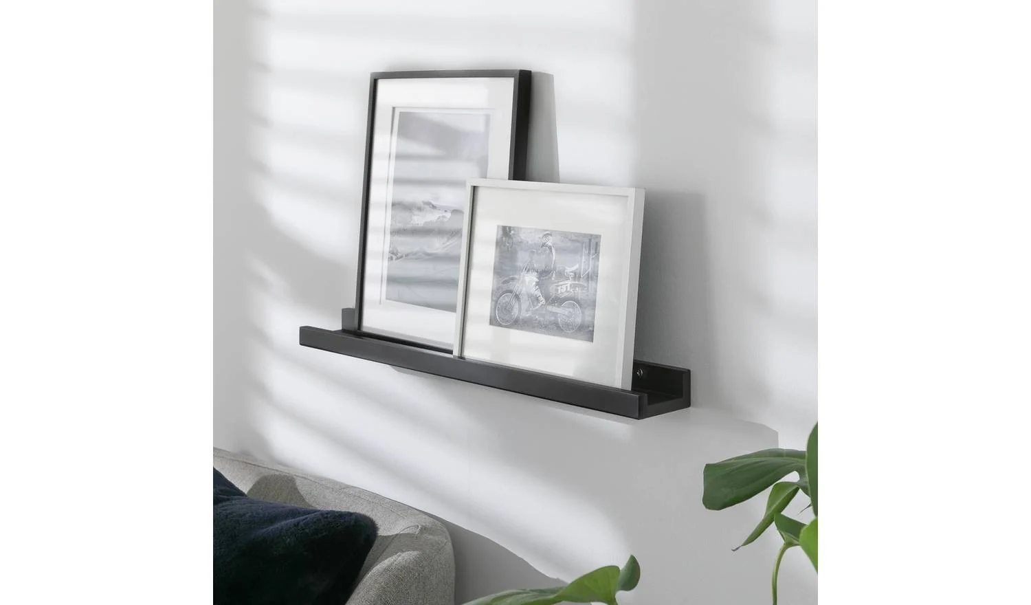 Jak 60cm Picture Rail Black Modern Wall Mounted Display Shelf - Image 3