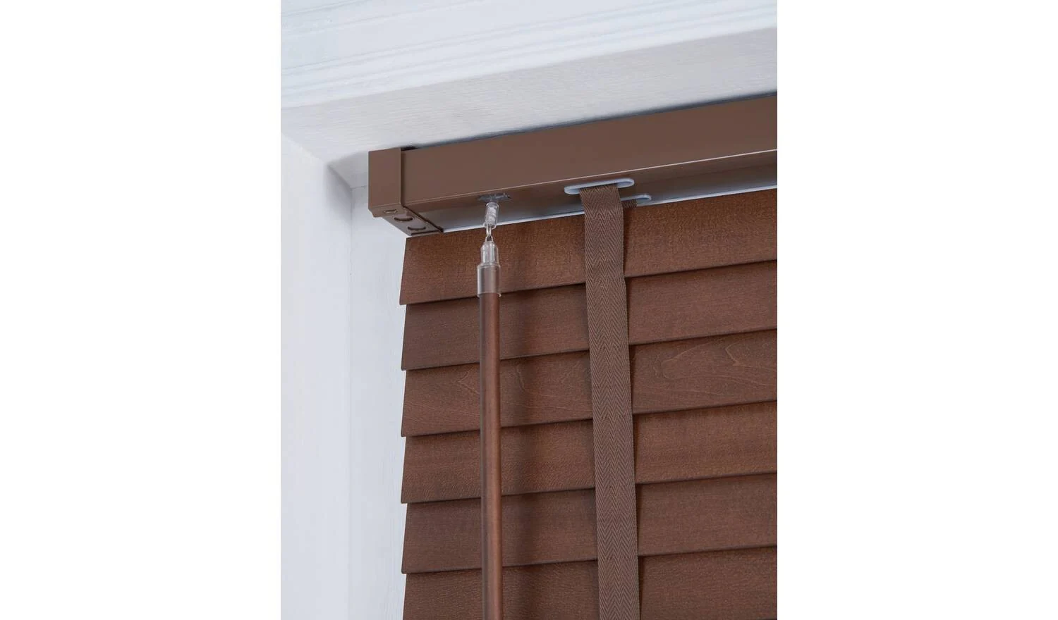 Little Black Book 50mm Venetian Blind Walnut 60x130cm Light Filtering Adjustable - Image 3