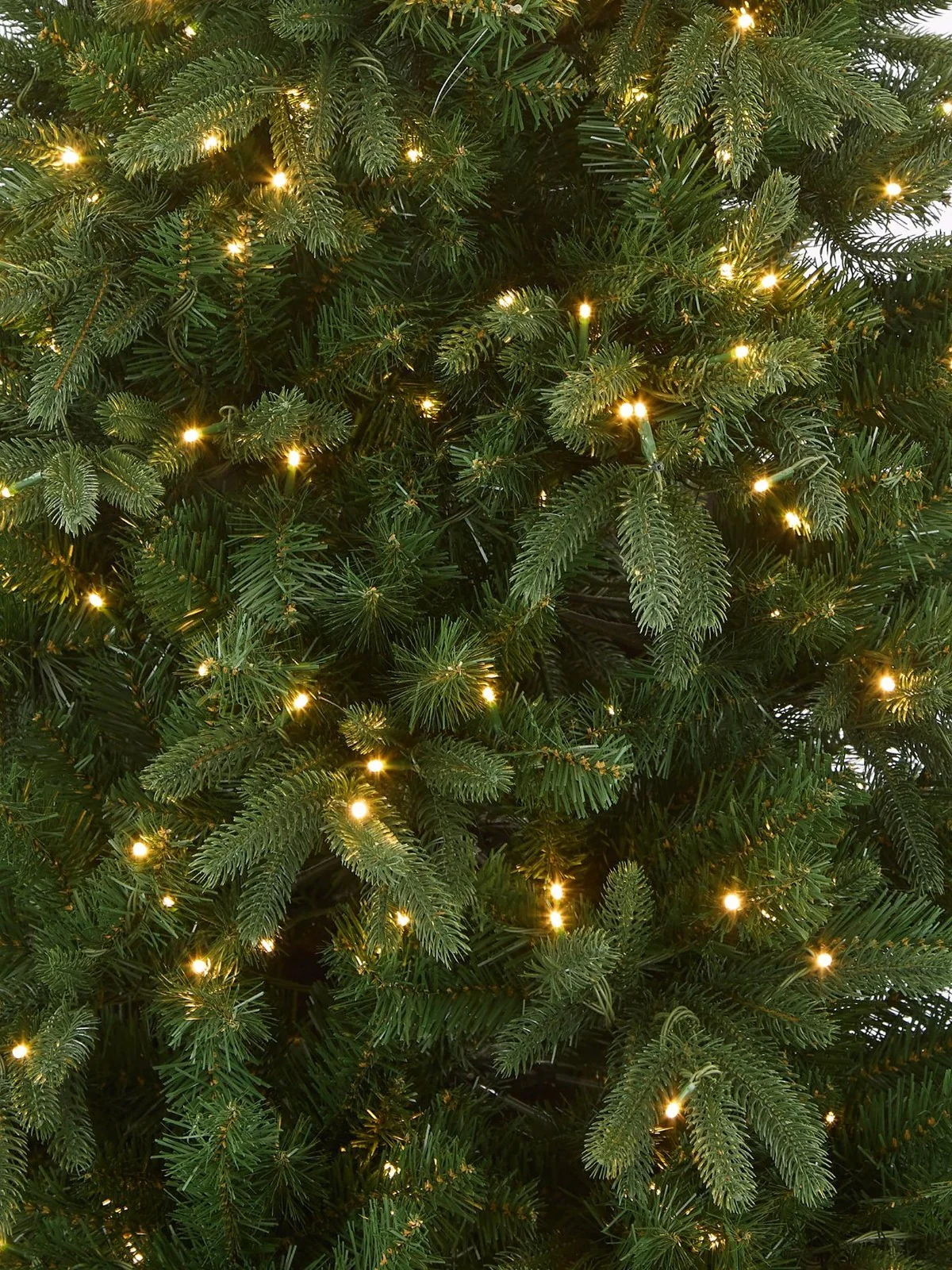 Marbury 7ft Pre-Lit Christmas Tree 210cm 650 Warm White LEDs 2485 Tips - Image 4