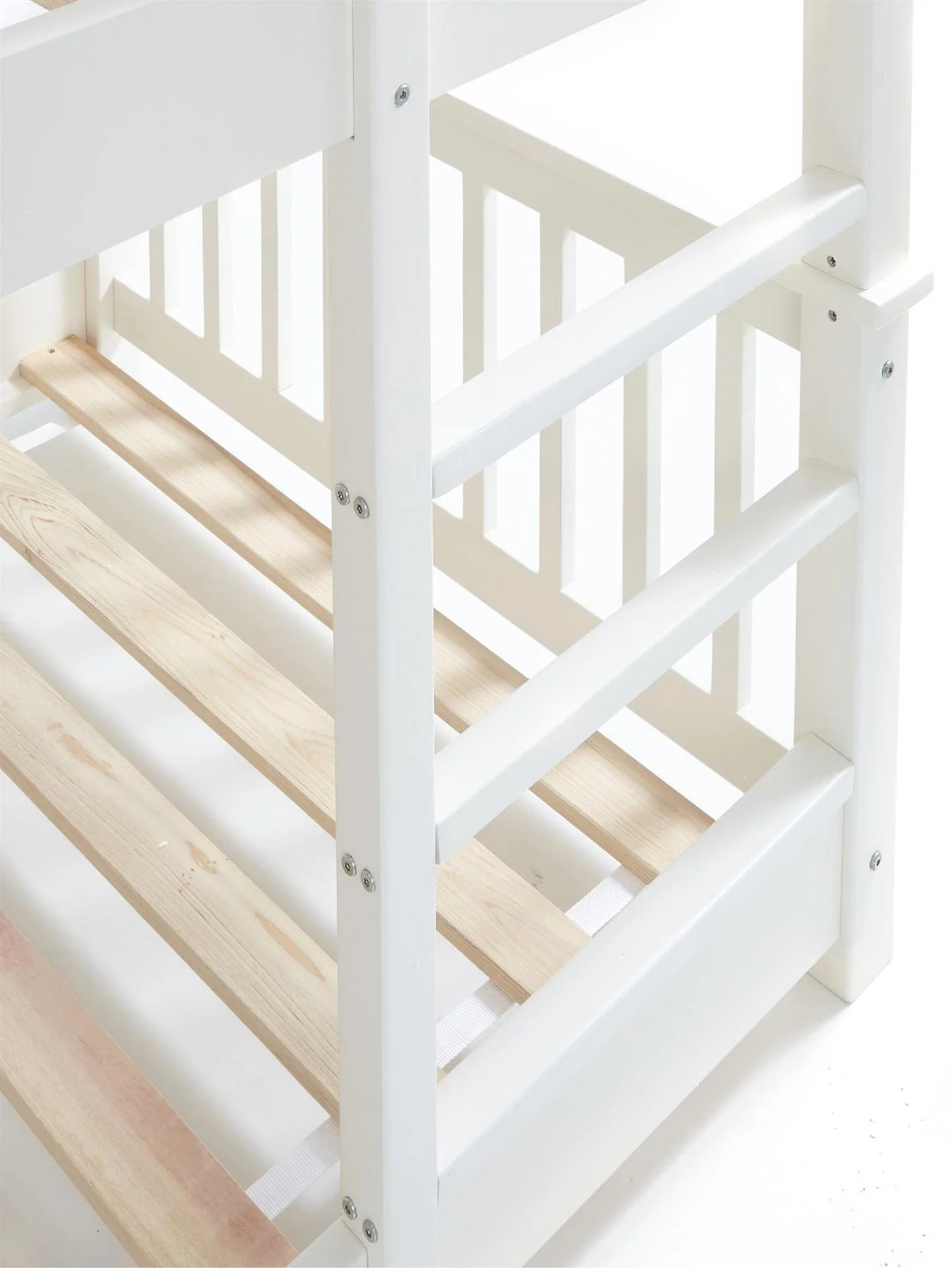 Novara White Triple Bunk Bed 3 Sleeper Kids Childrens Bedroom Furniture - Image 4
