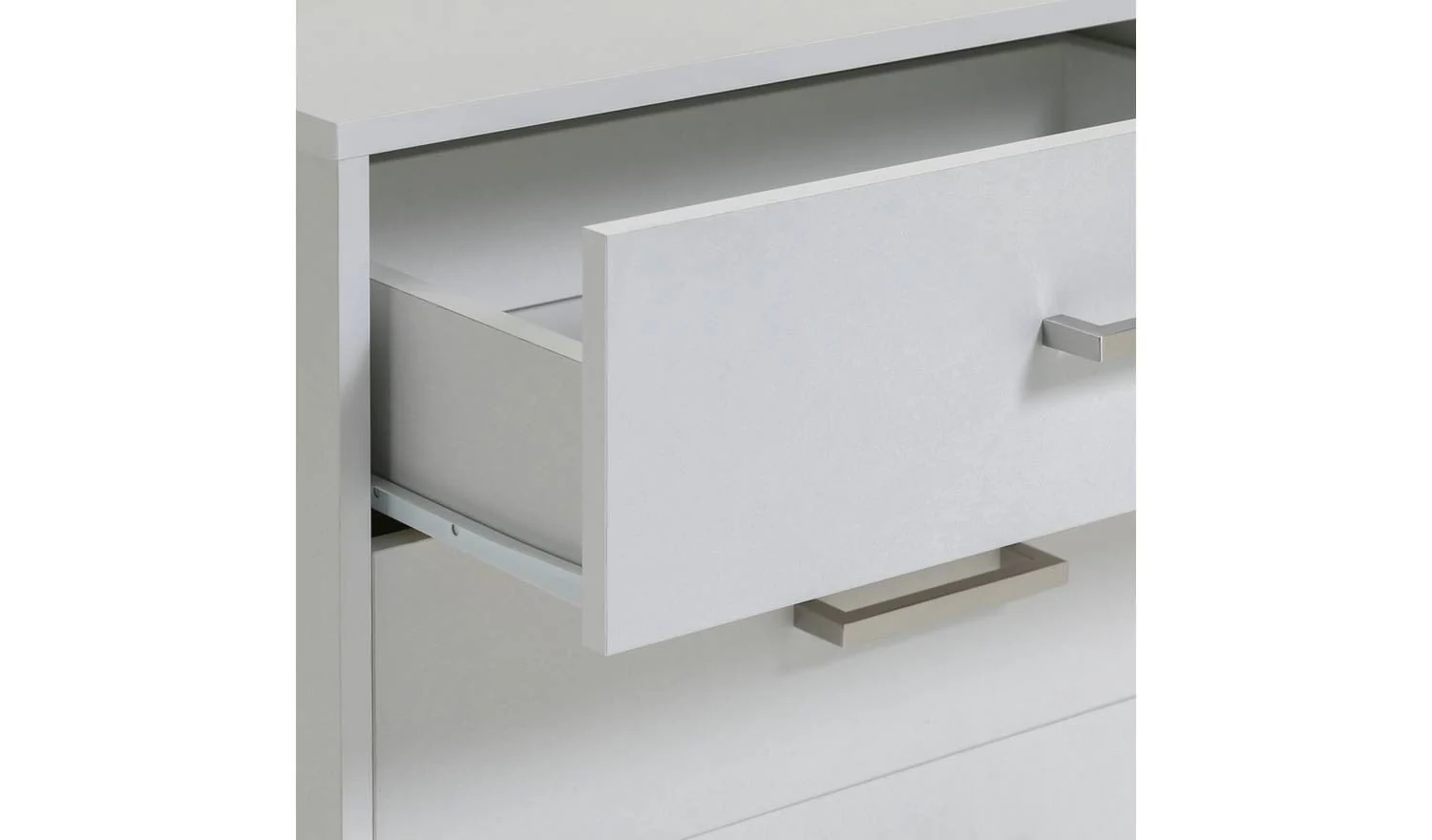 Oslo 8 Drawer Chest White Modern and Spacious Bedroom Storage Solution - Image 4