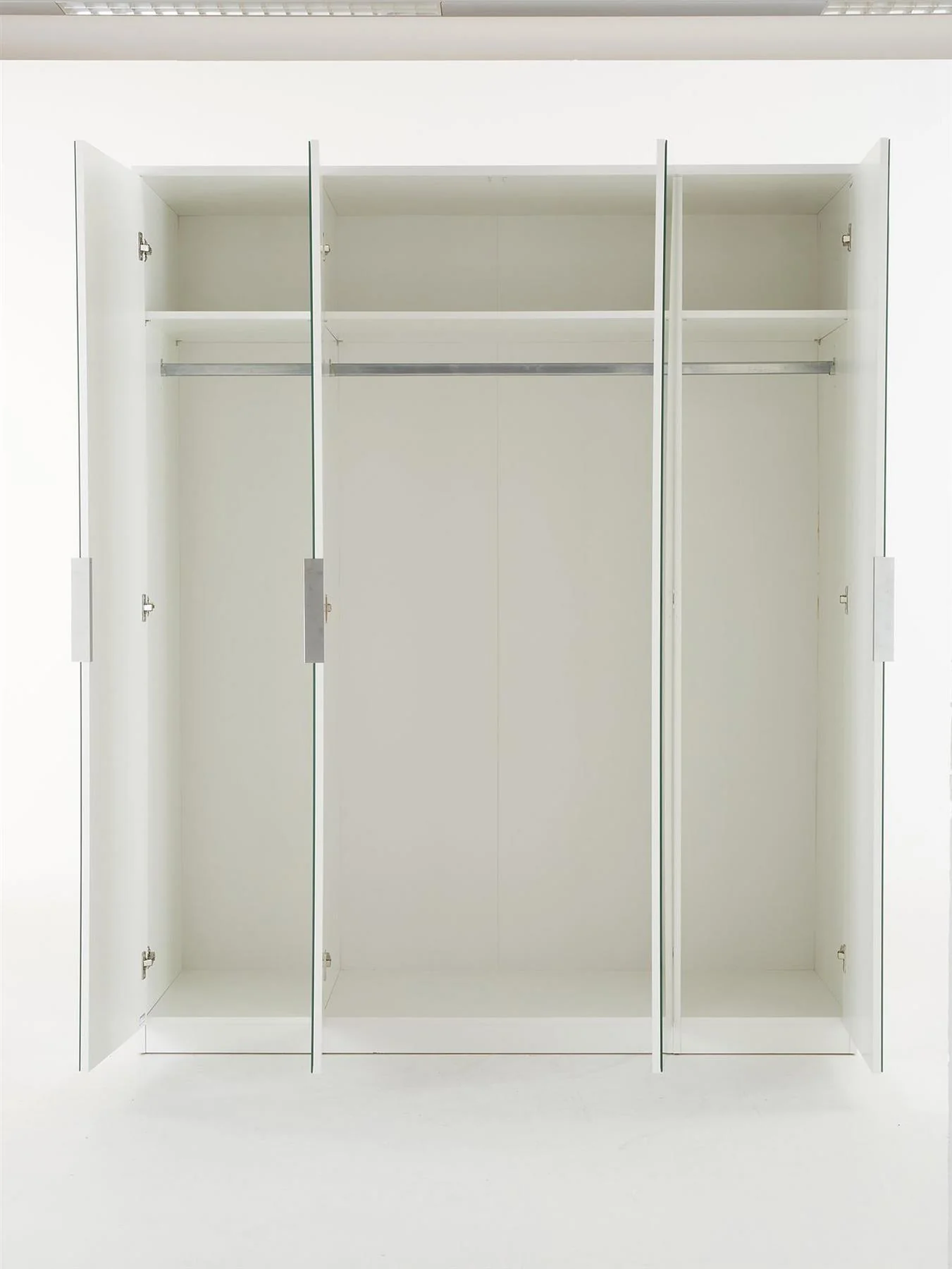 Palma 4 Door Mirrored Wardrobe White Freestanding With Shelves UK - Image 4