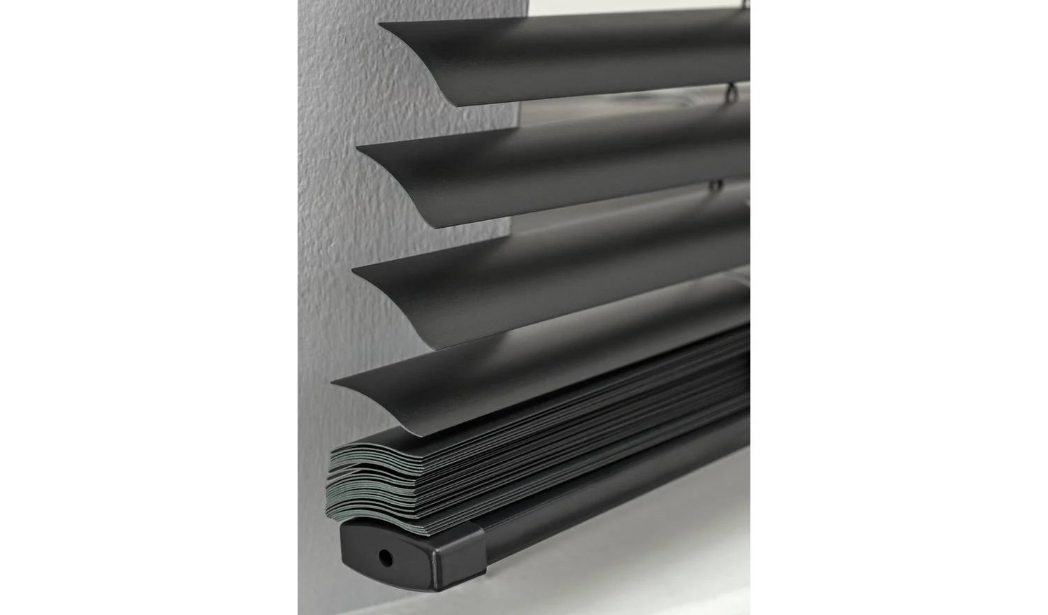 Plastic Jet Black Venetian Blind 180x160cm Window Treatment Privacy - Image 3