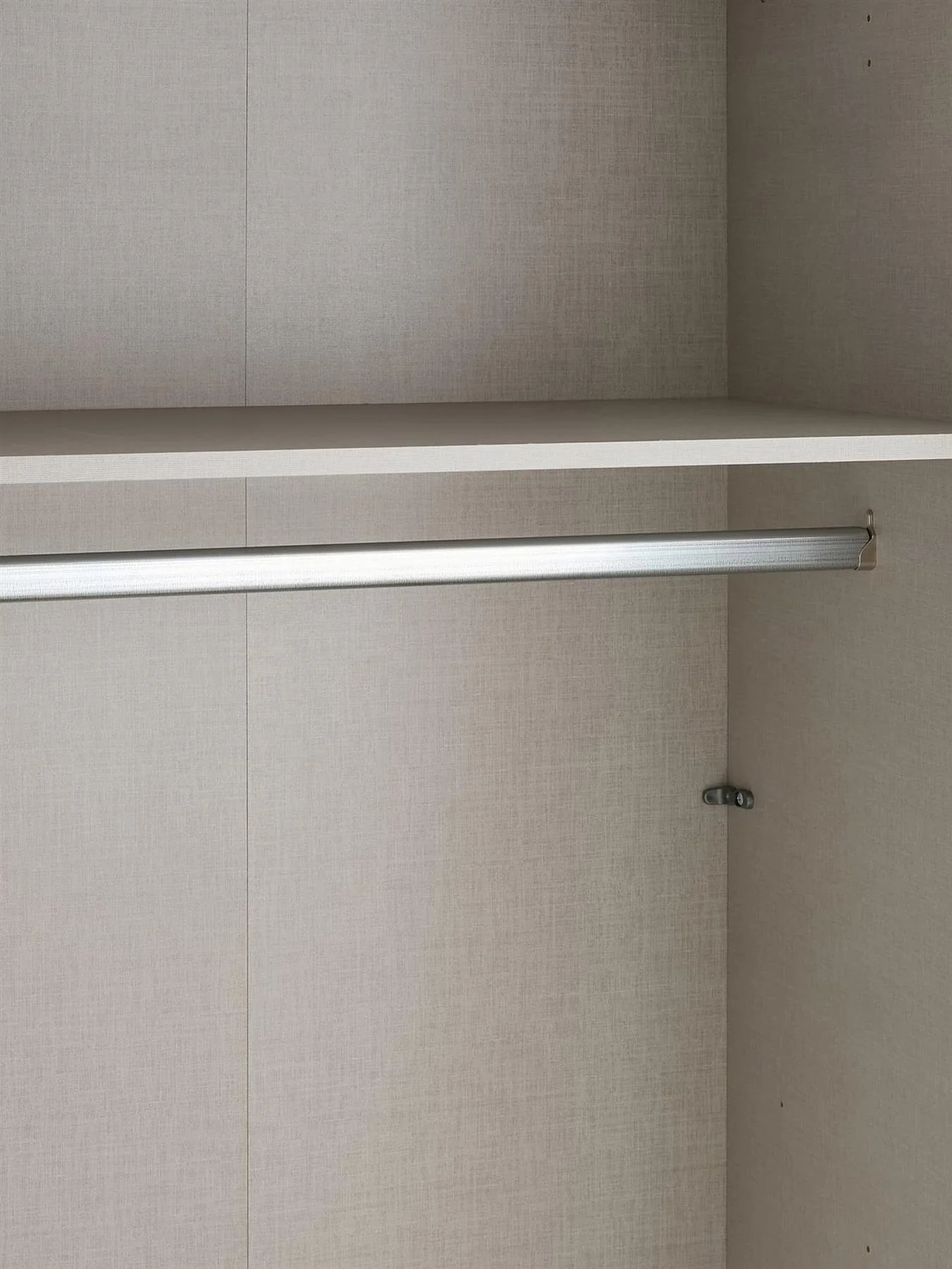 Prague 5 Door Mirrored Wardrobe Oatmeal Large Storage Solution - Image 5