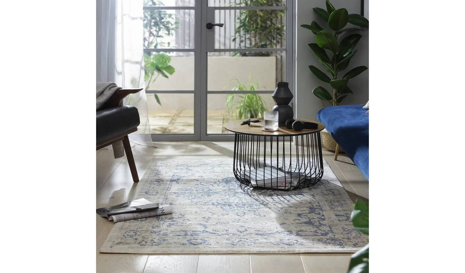 Traditional Natural & Blue Cut Pile Rug 230x160cm Classic Home Decor - Image 2