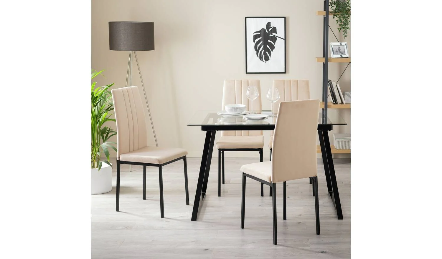 Tyrus Glass Dining Table & 4 Natural Chairs Modern Kitchen Furniture Set - Image 3