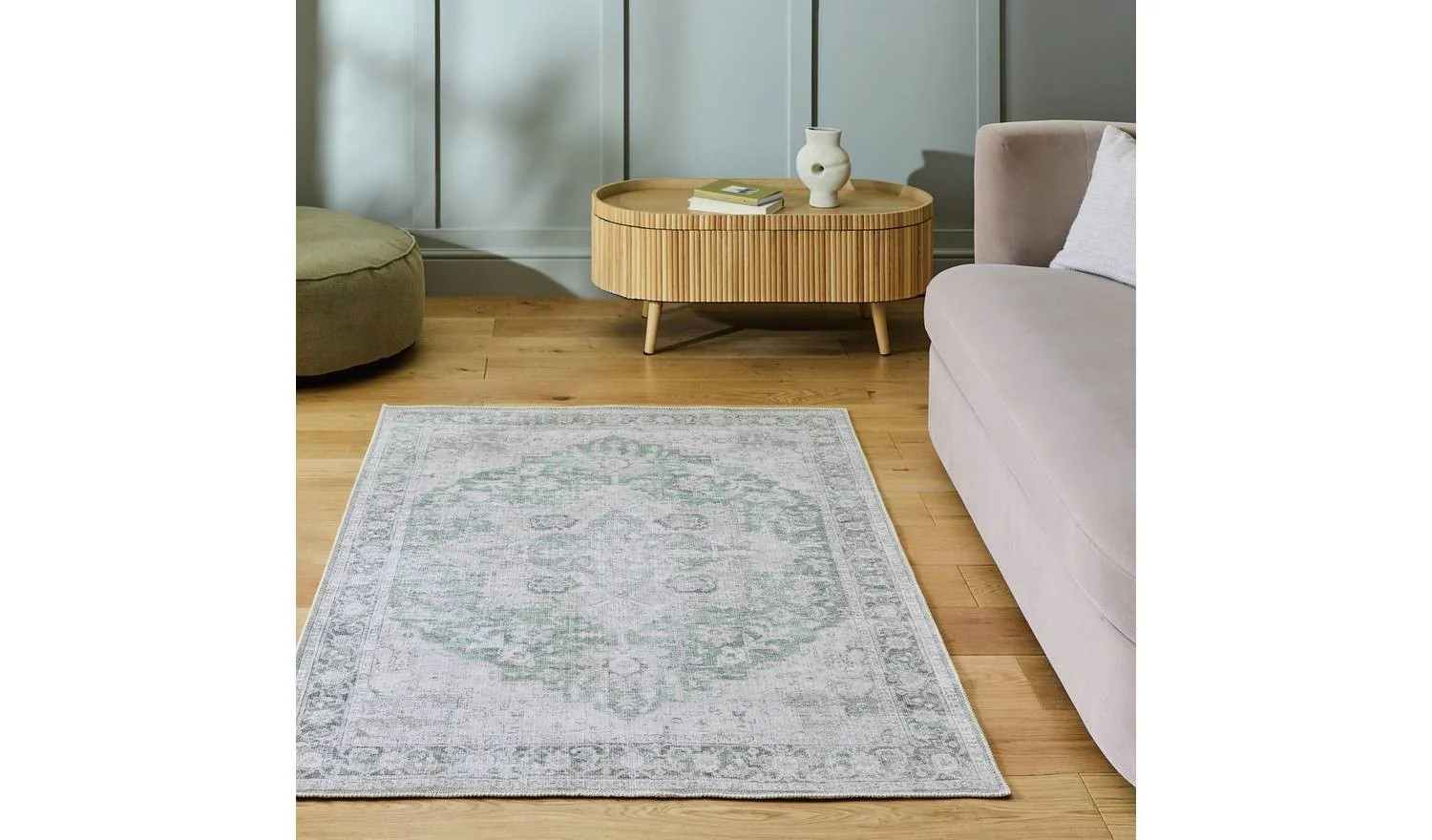 Vintage Effect Green Flatweave Rug - 160x230cm - Image 2